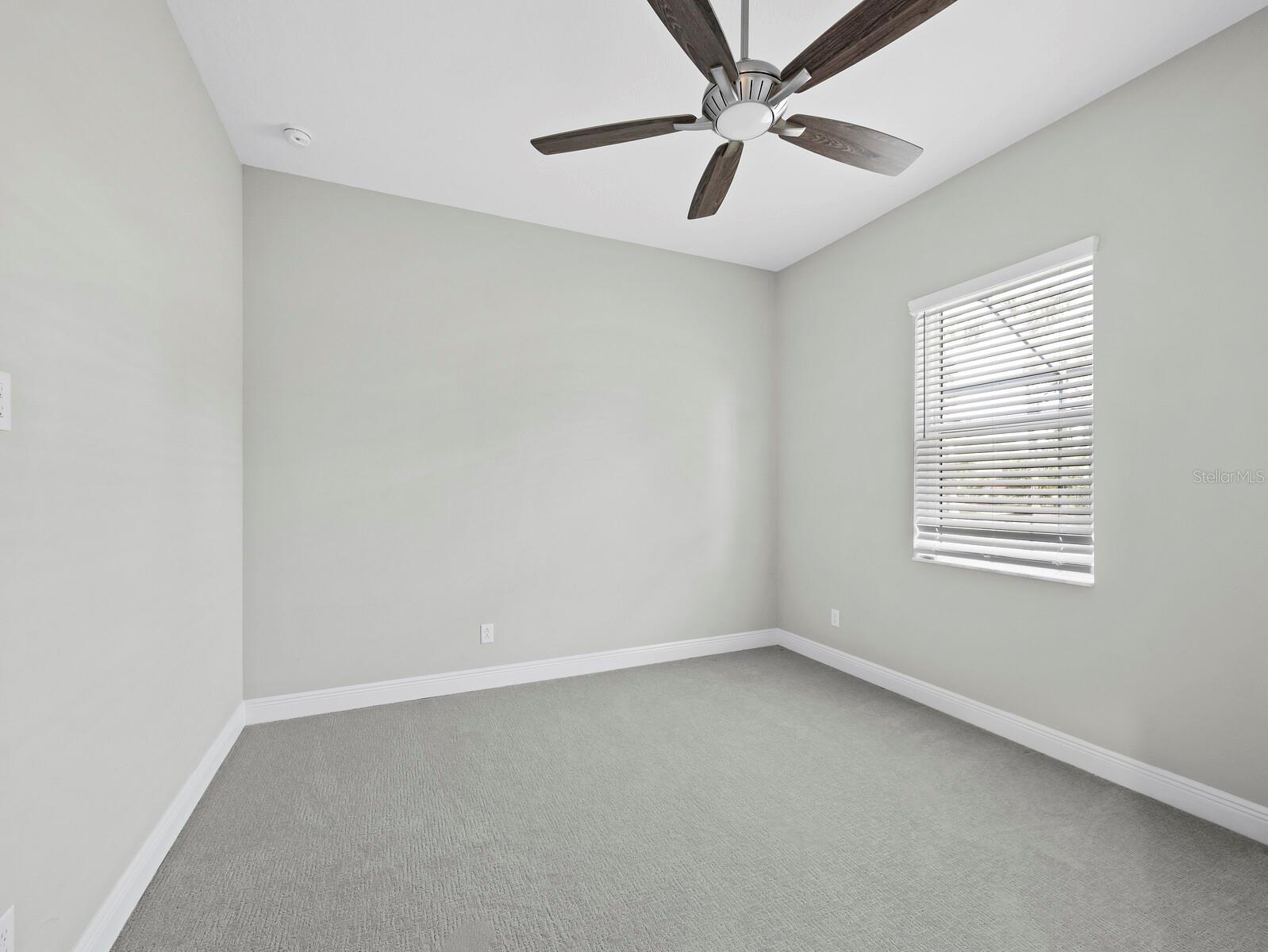 6129 LUNGO LAGO DR — photo 28