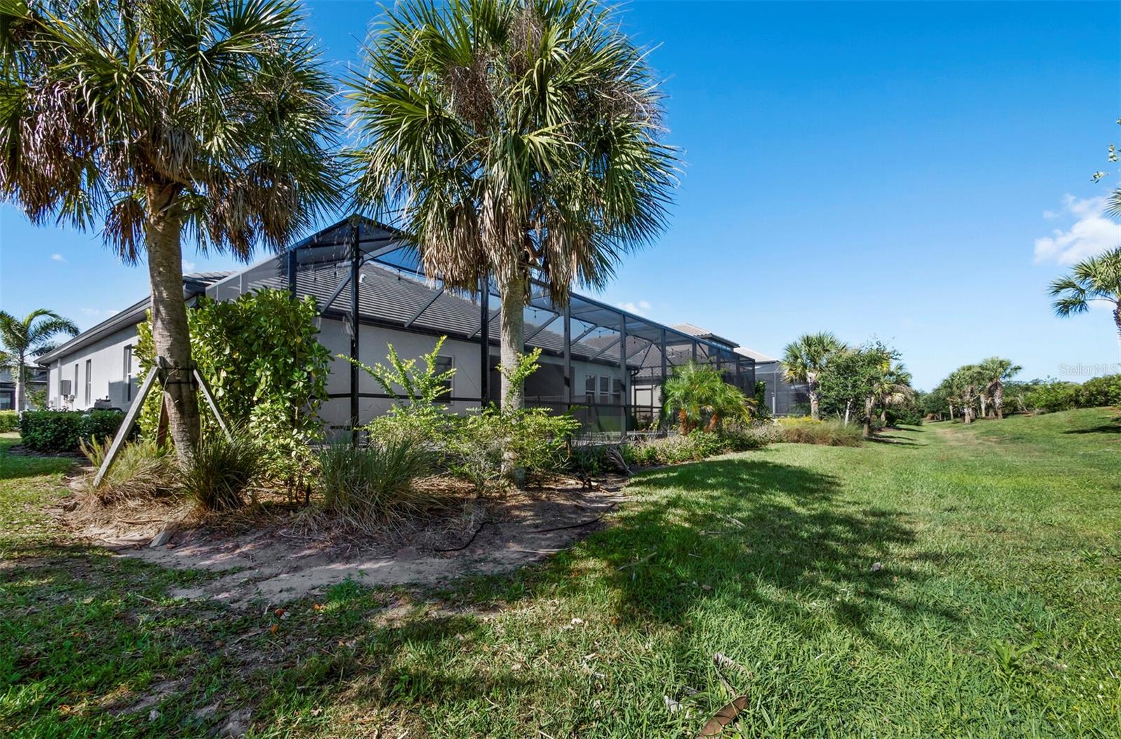 6129 LUNGO LAGO DR — photo 43