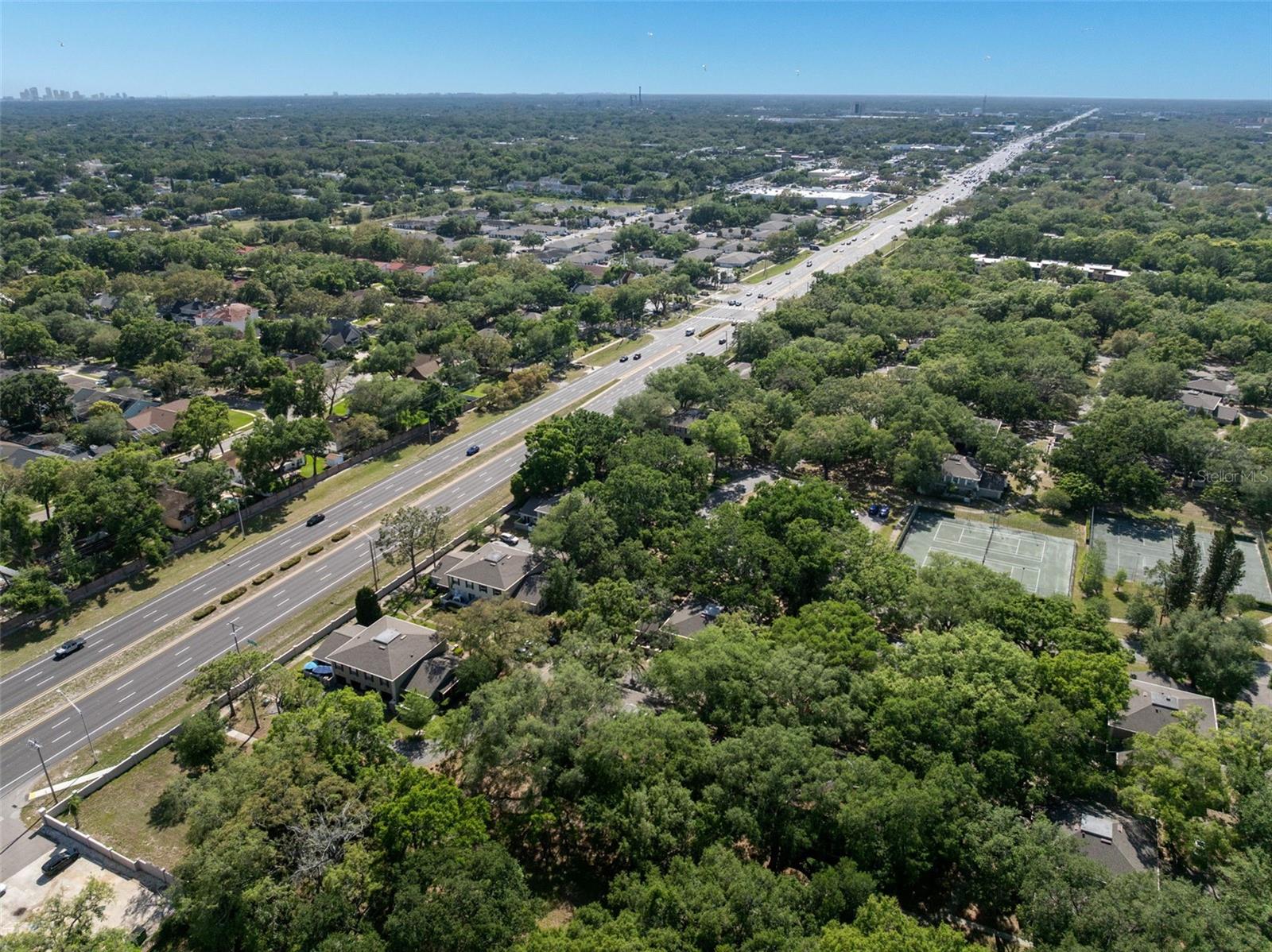 6322 TREETOP CIR — photo 43