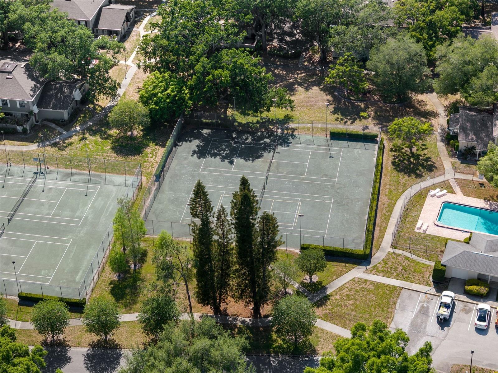 6322 TREETOP CIR — photo 41