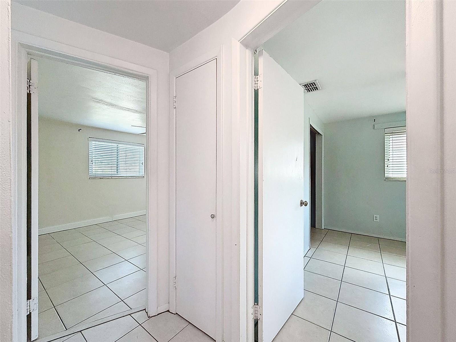 4130 CRESTFIELD AVE — photo 19