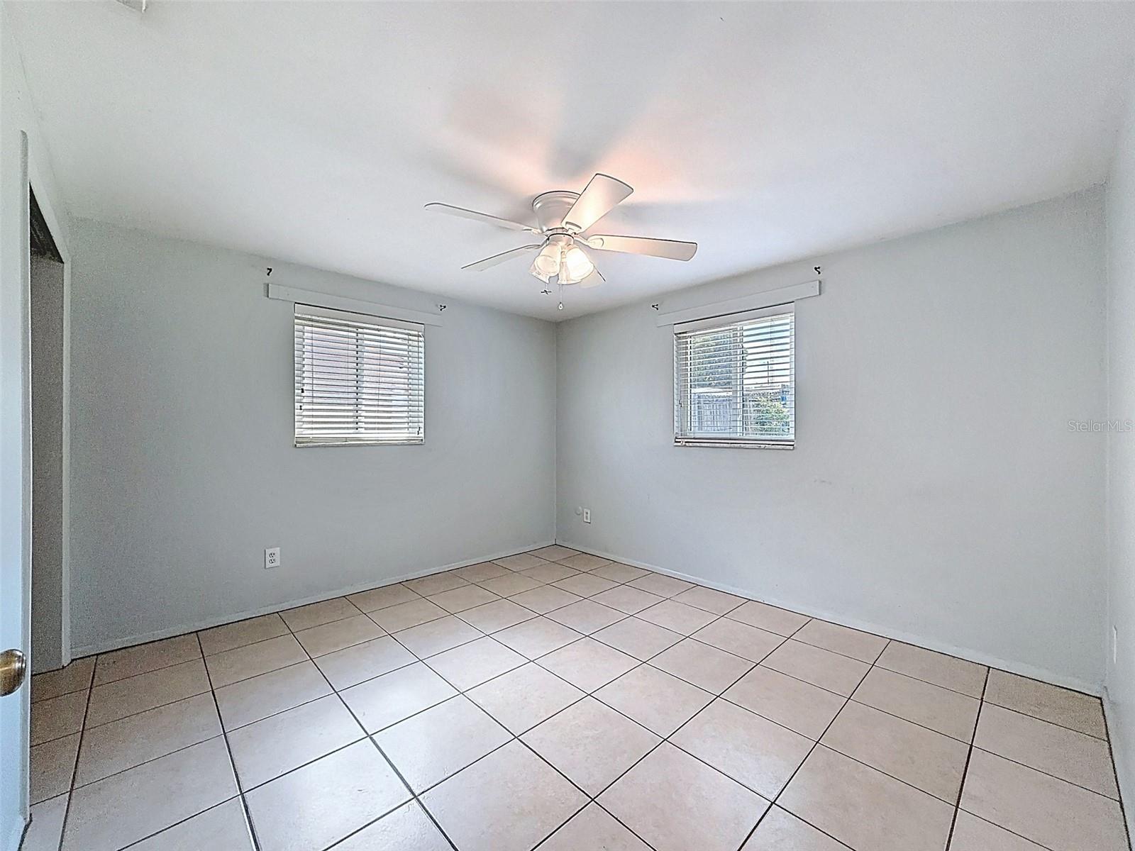 4130 CRESTFIELD AVE — photo 20