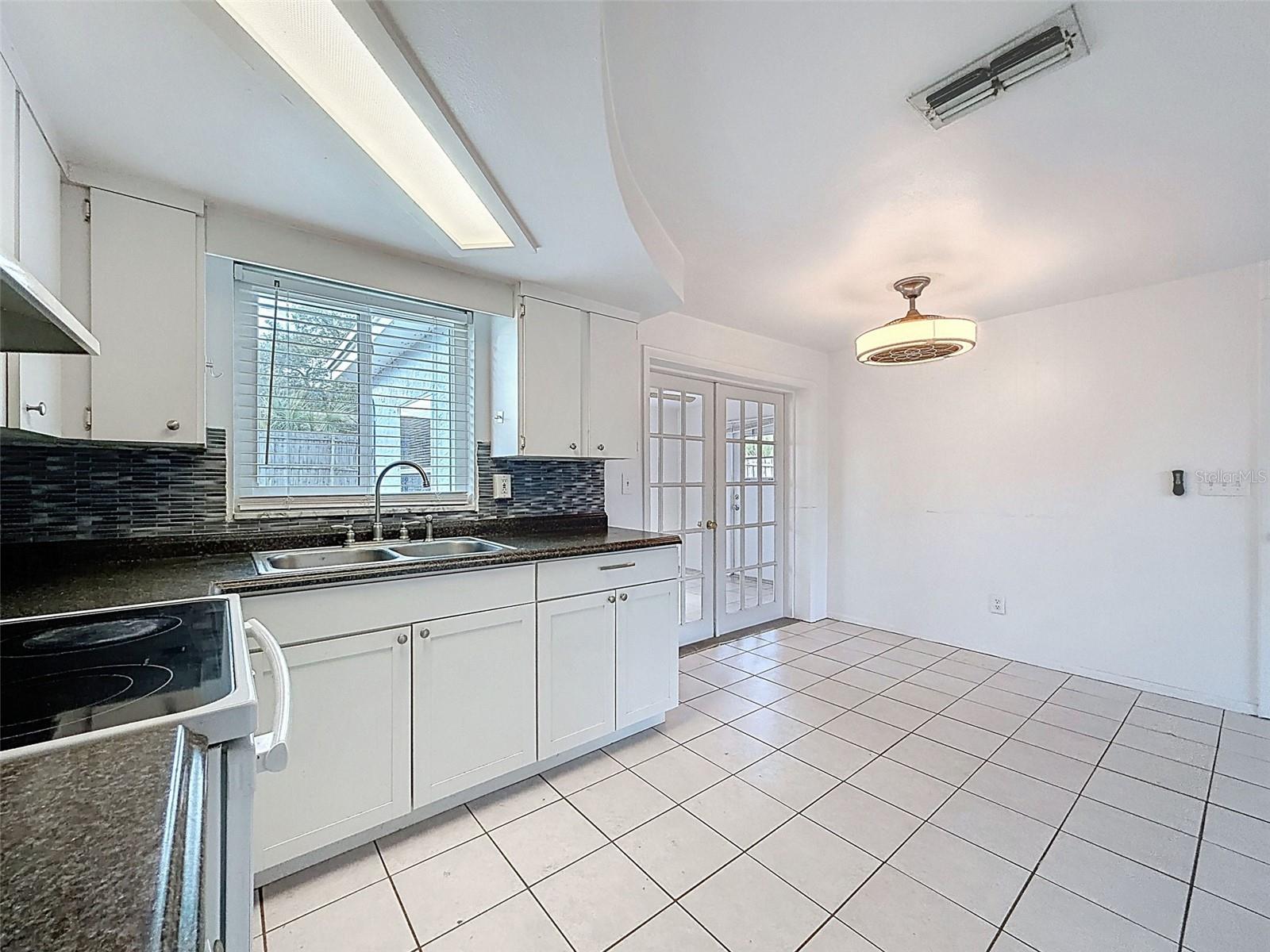 4130 CRESTFIELD AVE — photo 14
