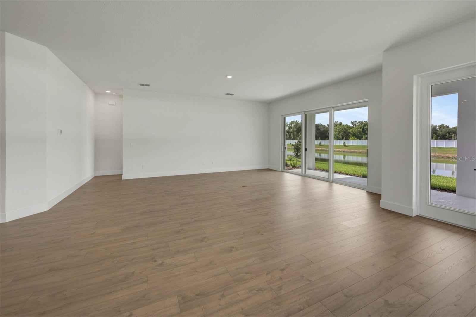 7249 MEADOWSHADE CT — photo 12