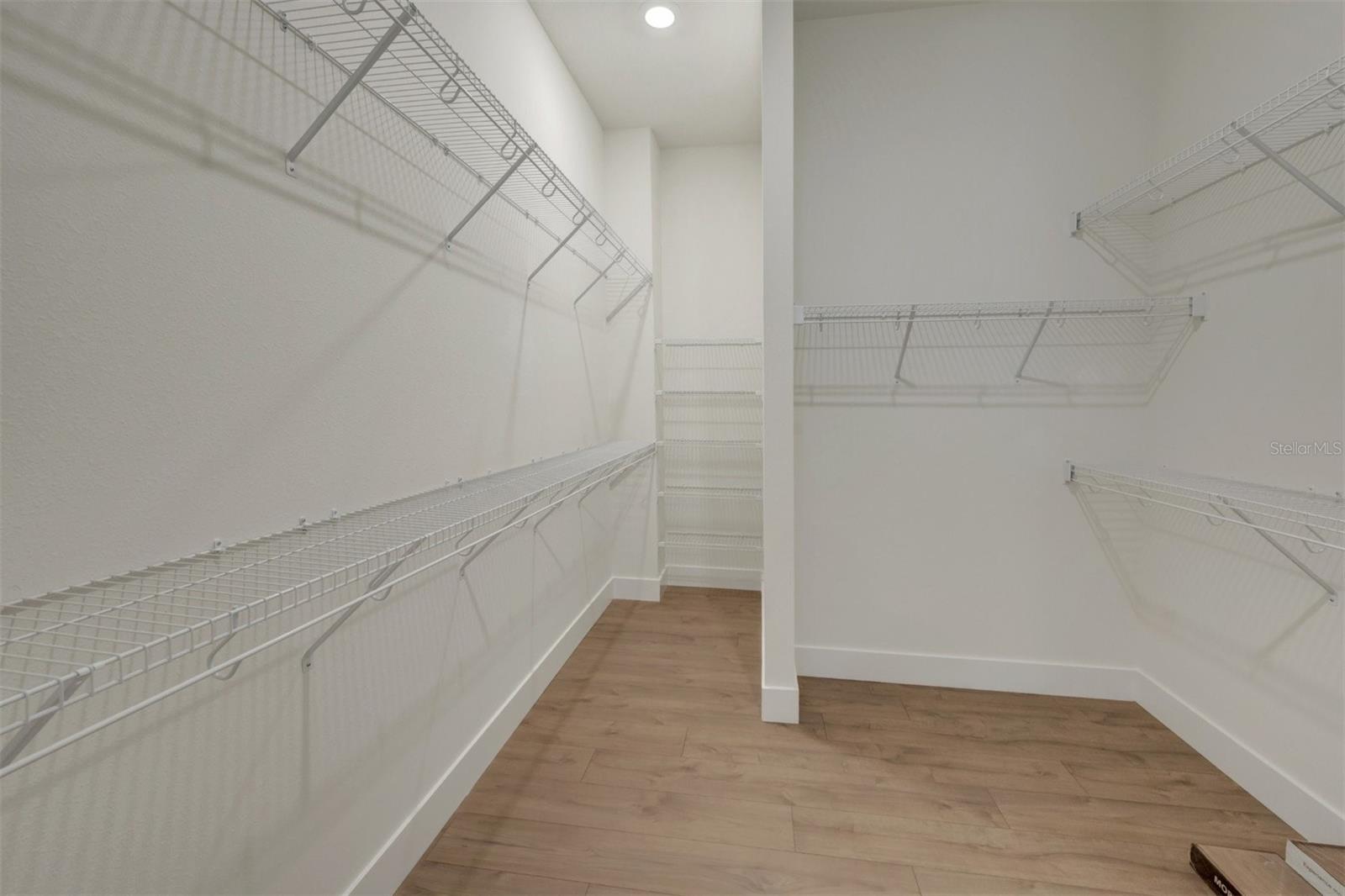 7249 MEADOWSHADE CT — photo 22