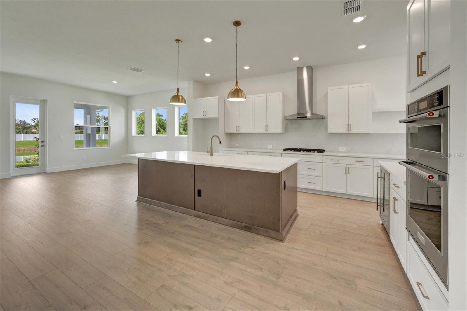 7249 MEADOWSHADE CT — photo 4