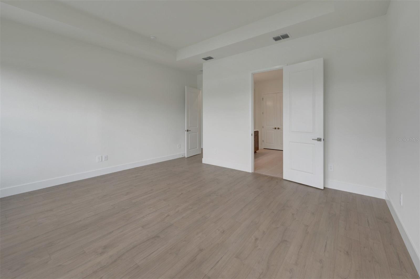 7249 MEADOWSHADE CT — photo 18
