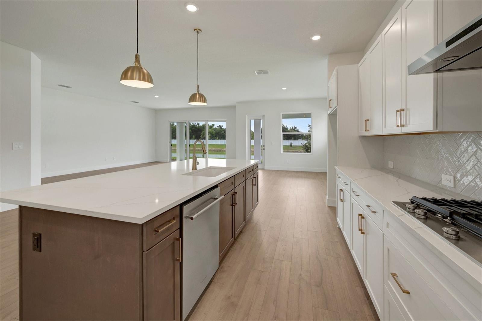 7249 MEADOWSHADE CT — photo 5