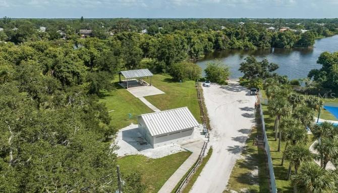 7249 MEADOWSHADE CT — photo 41