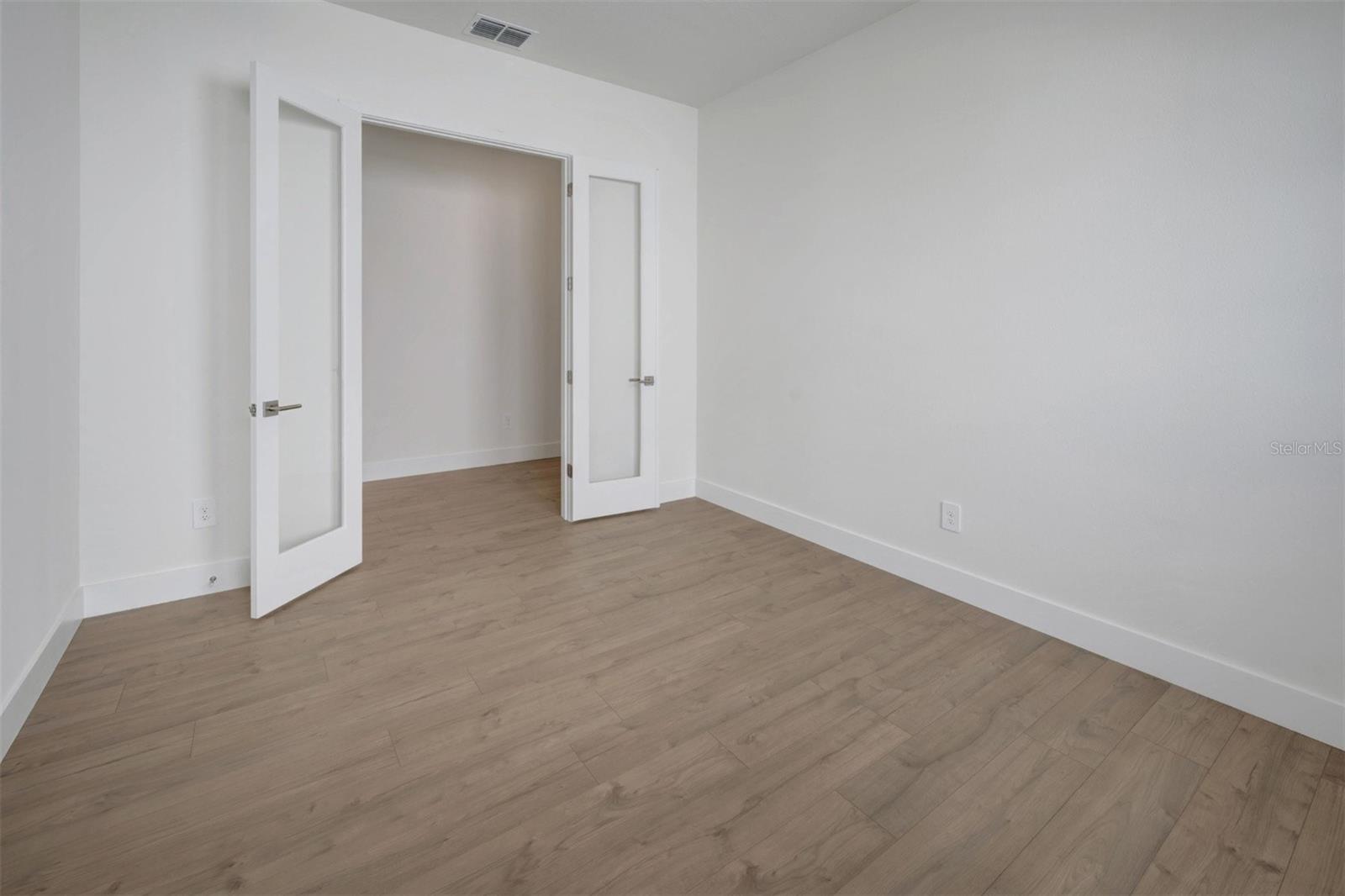 7249 MEADOWSHADE CT — photo 33