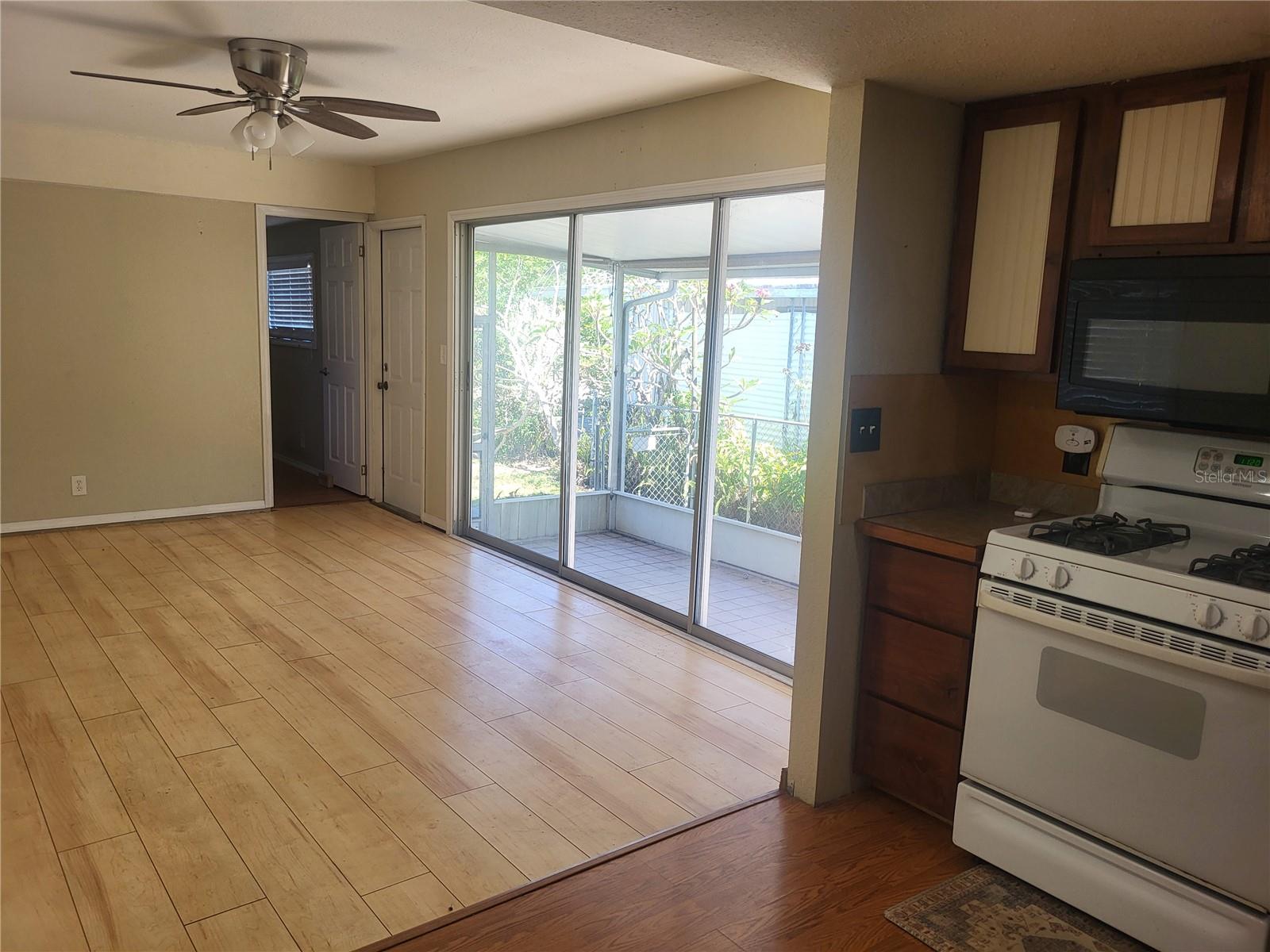6580 SEMINOLE BLVD #727 — photo 13