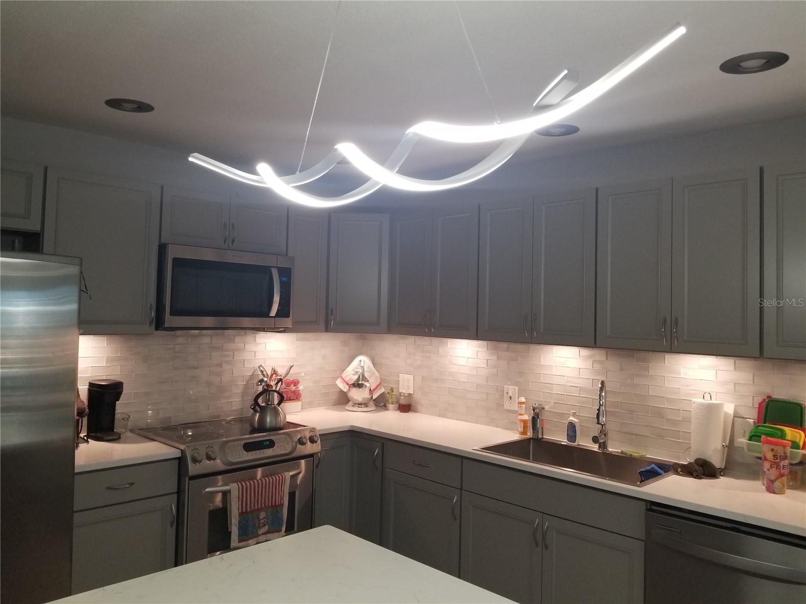 1720 FOSSIL DR — photo 23