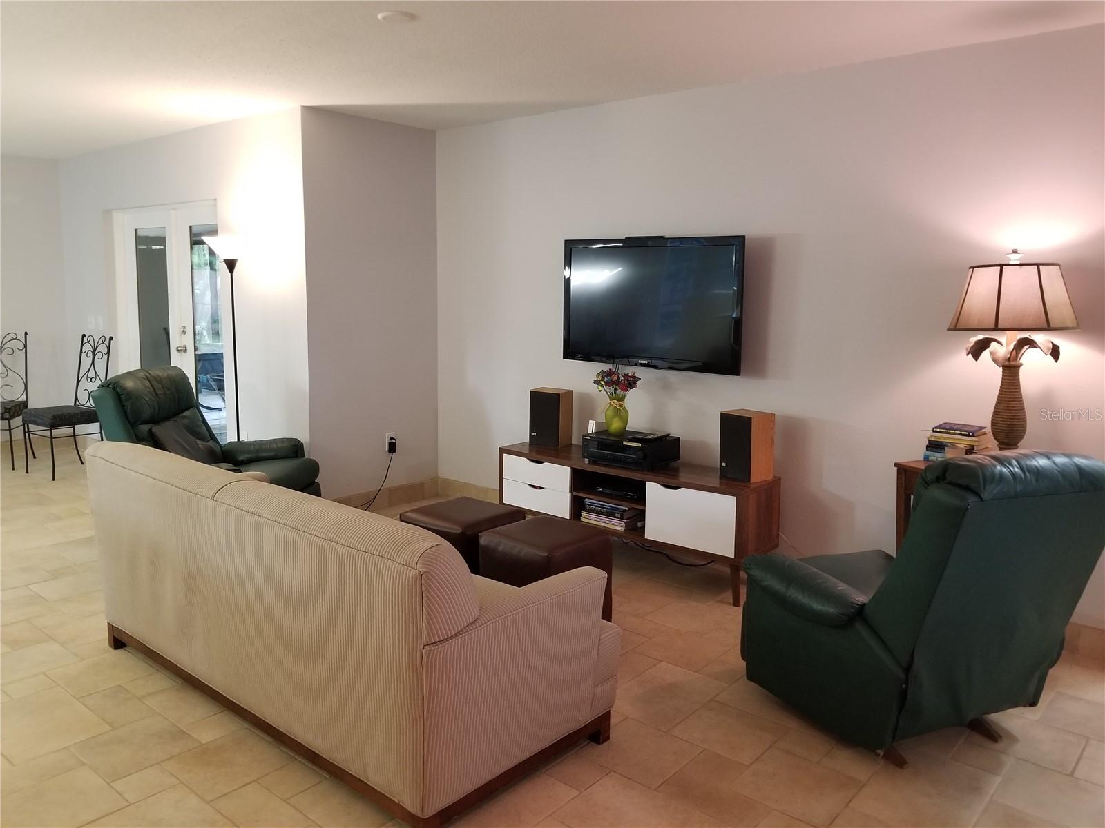 1720 FOSSIL DR — photo 31