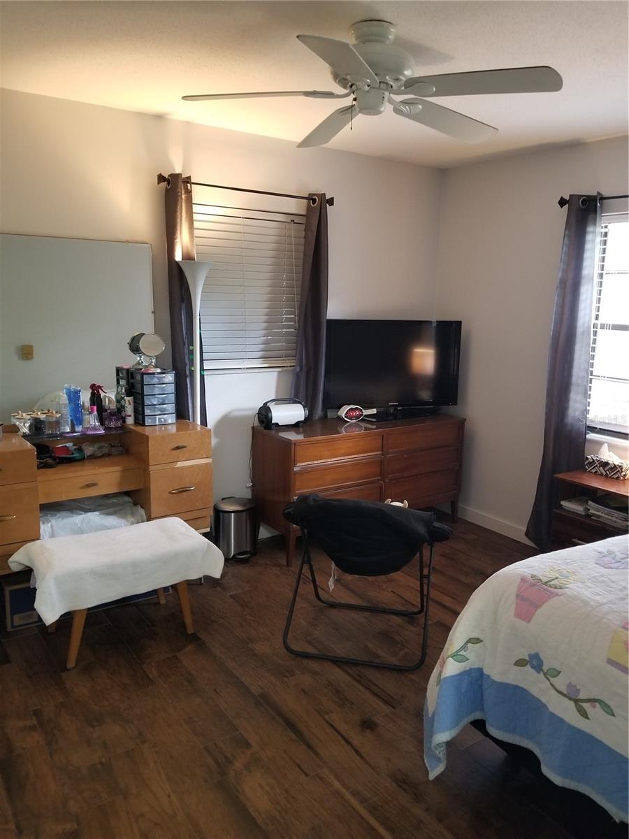 1720 FOSSIL DR — photo 39