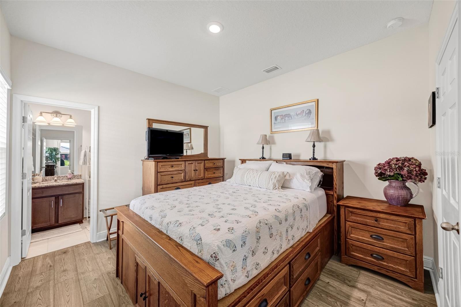 5526 GAVELLA CV — photo 32