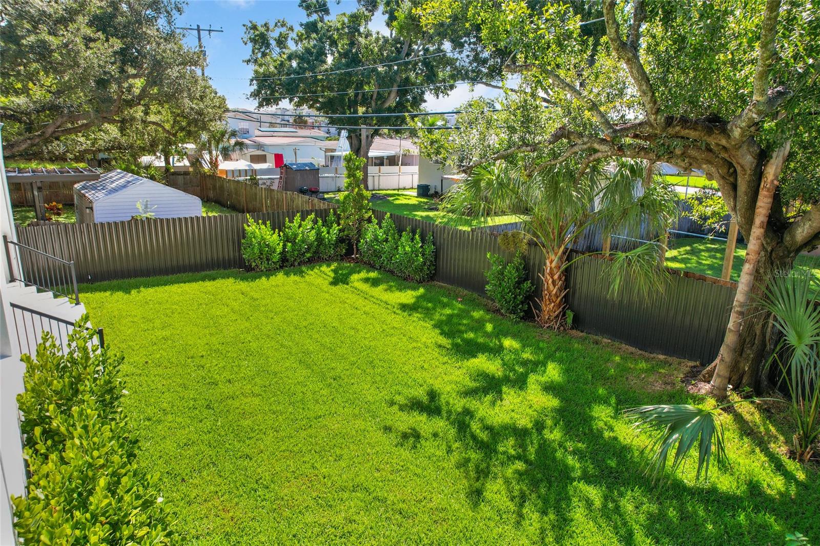 4414 W LAWN AVE — photo 40
