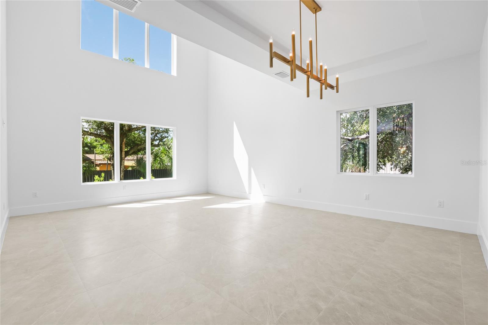 4414 W LAWN AVE — photo 10