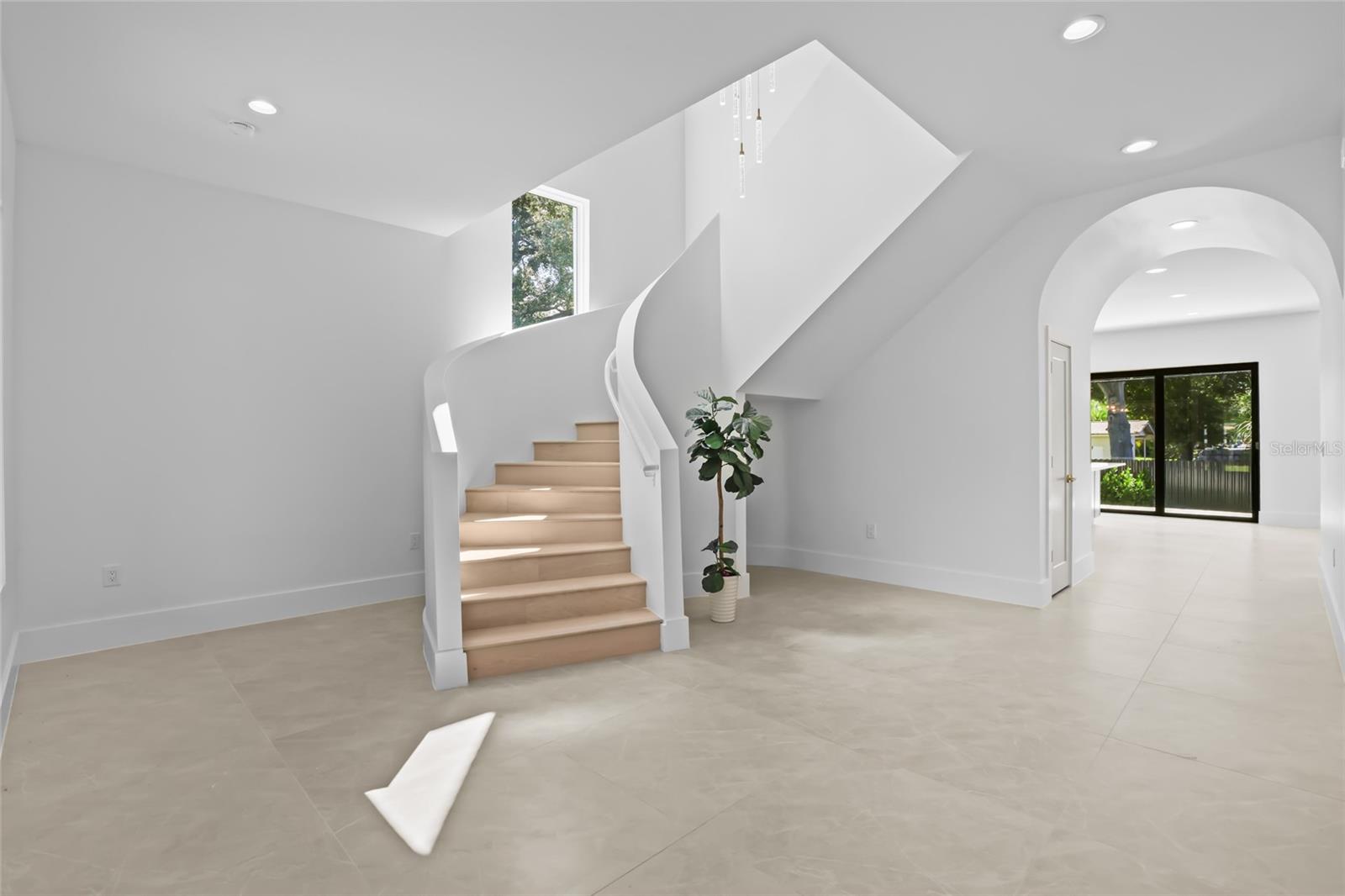 4414 W LAWN AVE — photo 4