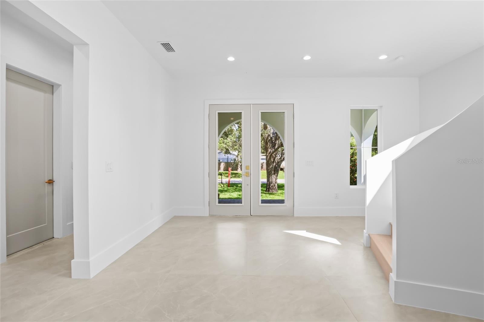 4414 W LAWN AVE — photo 6