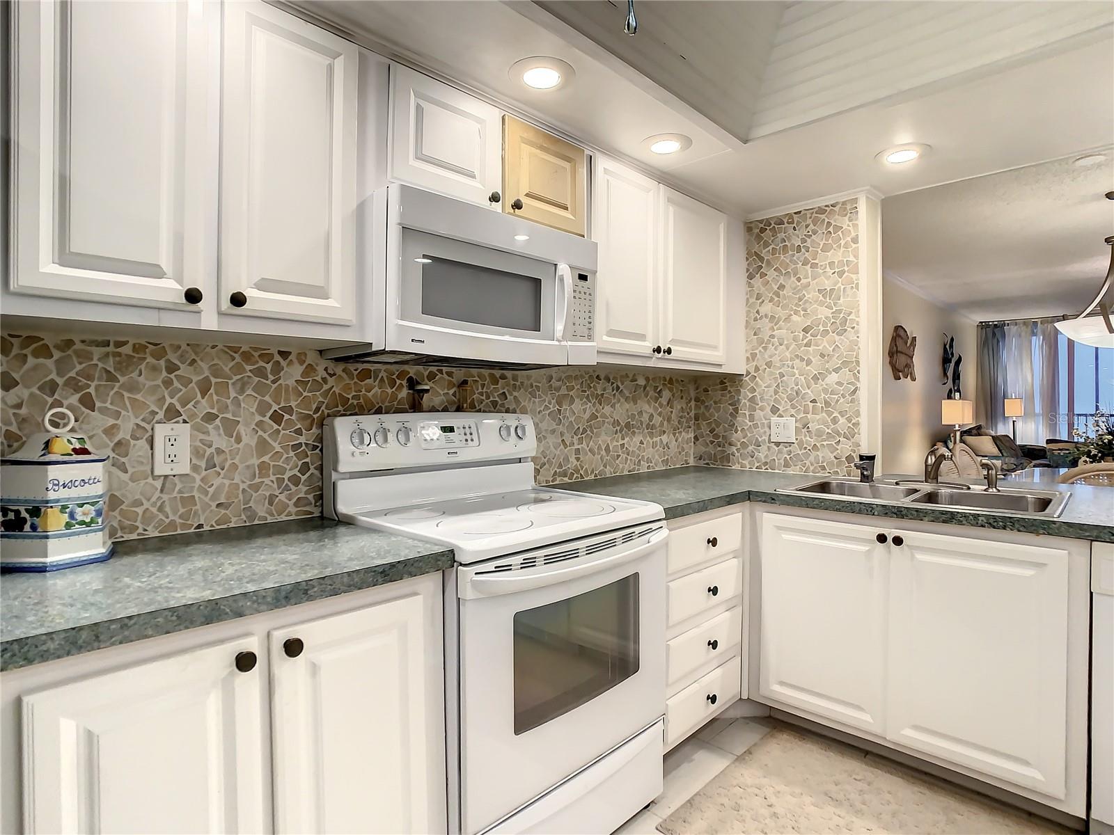 18304 GULF BLVD #116 — photo 13