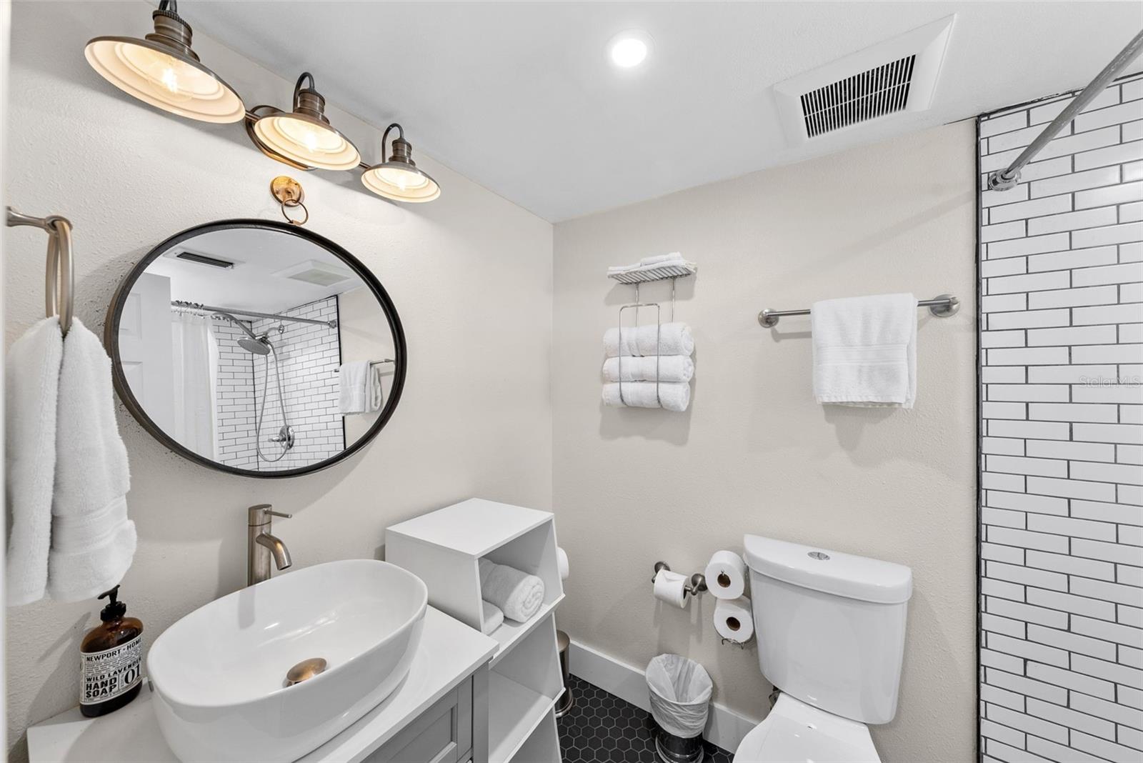 439 CAUSEWAY BLVD — photo 82
