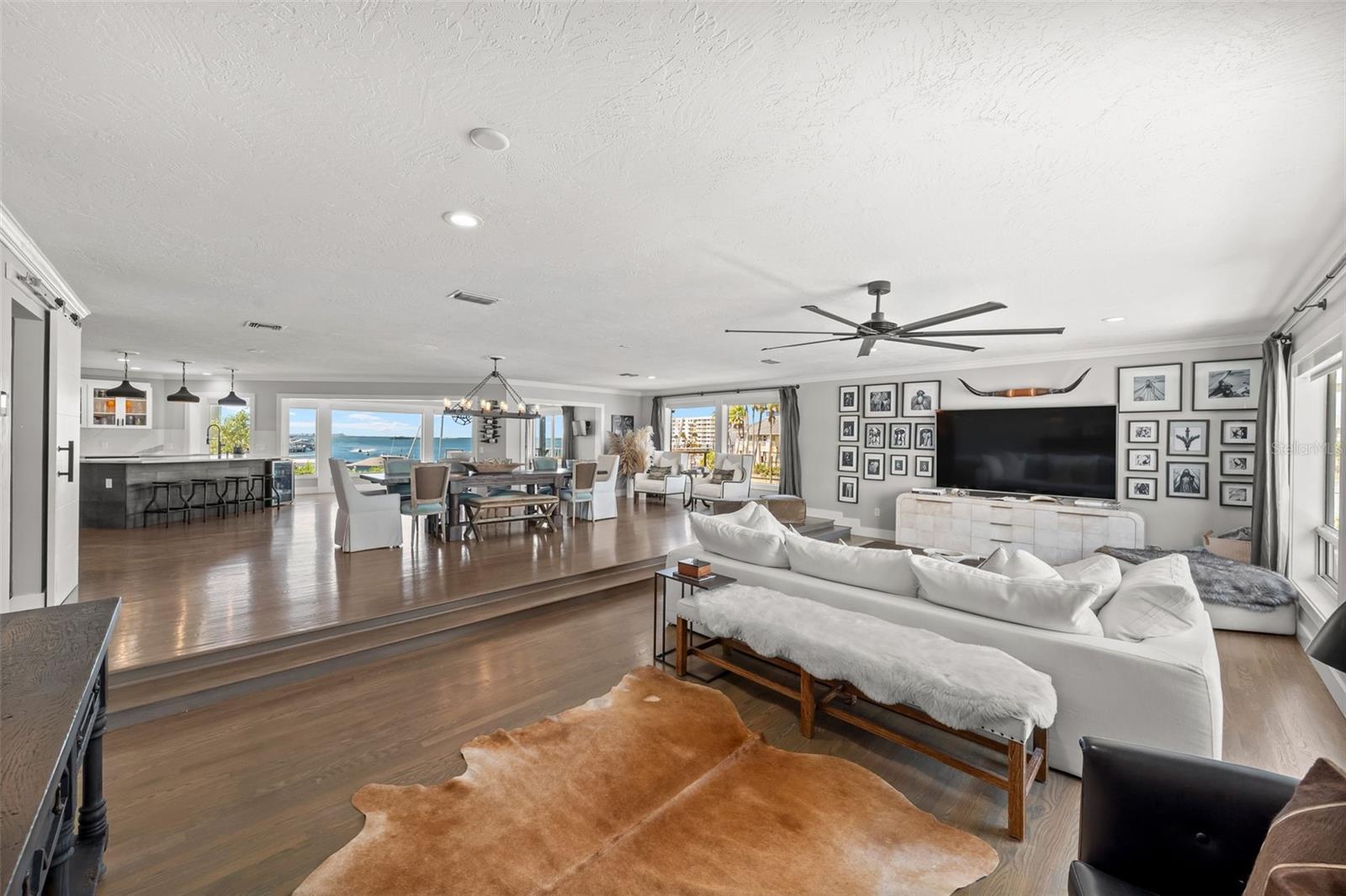 439 CAUSEWAY BLVD — photo 9