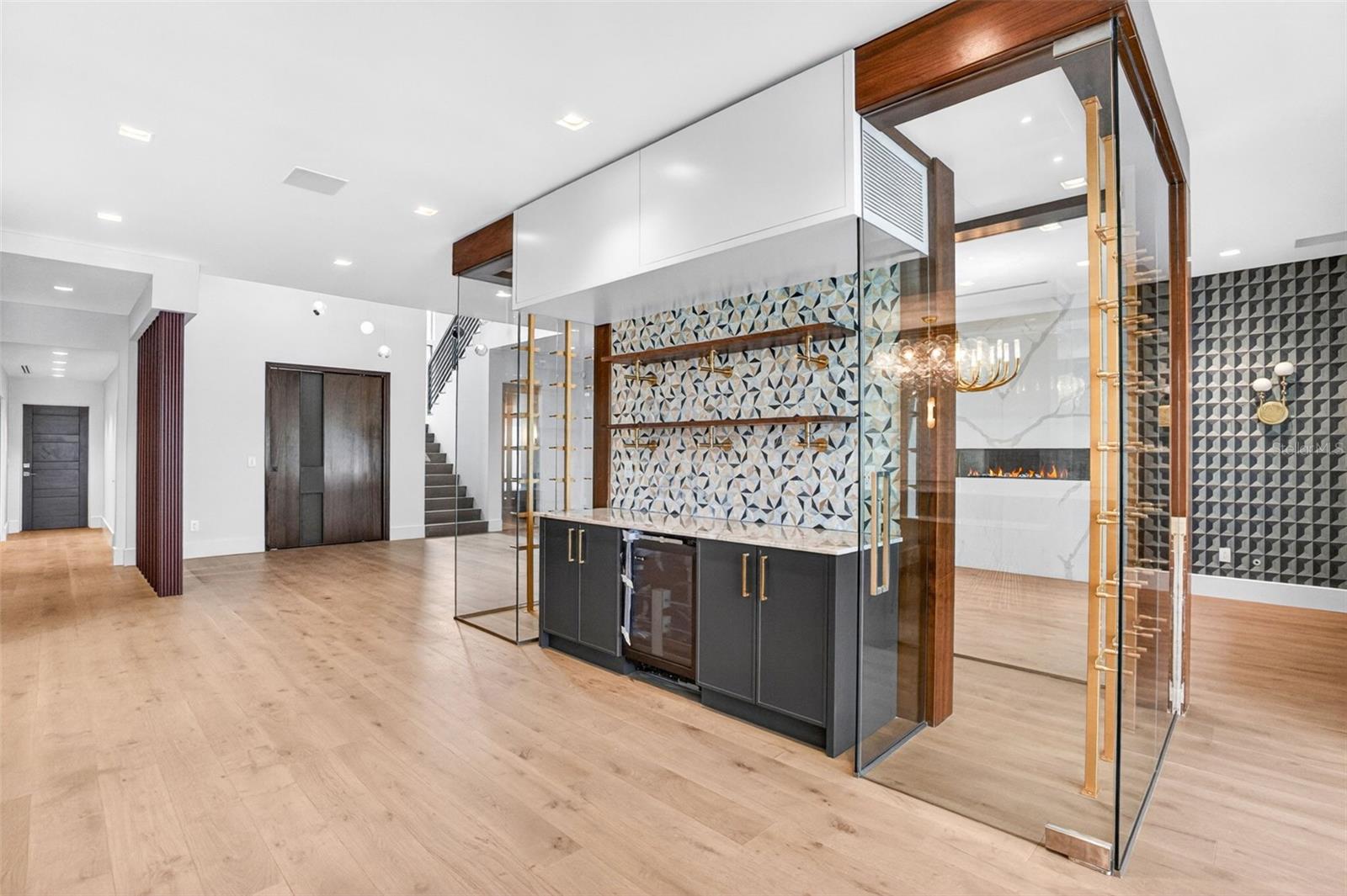 460 COFFEE POT RIVIERA NE — photo 19