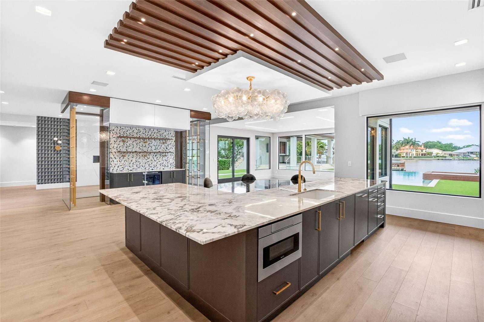 460 COFFEE POT RIVIERA NE — photo 12