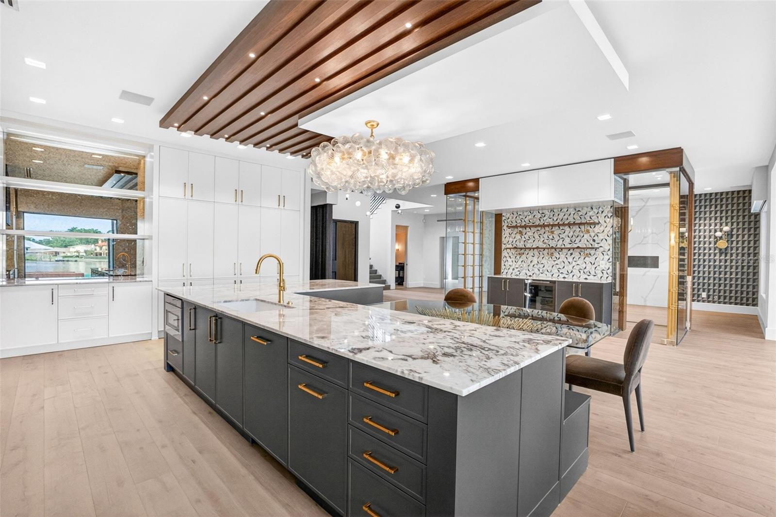 460 COFFEE POT RIVIERA NE — photo 15