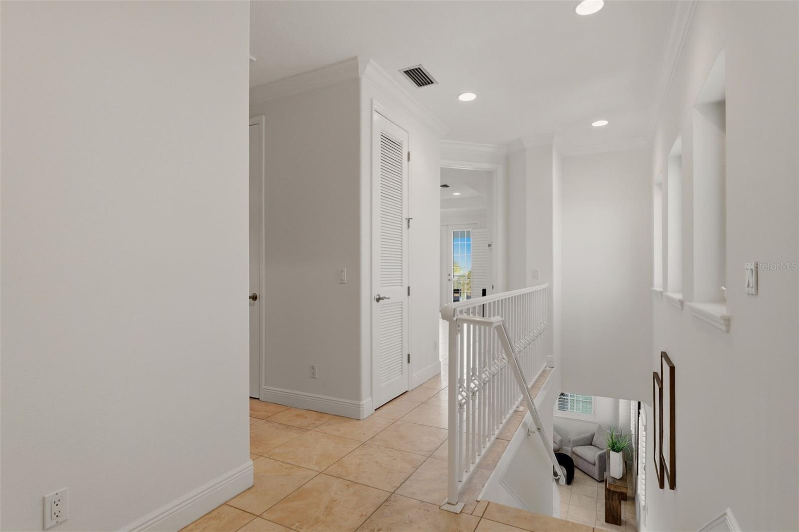 418 PINE AVE — photo 28