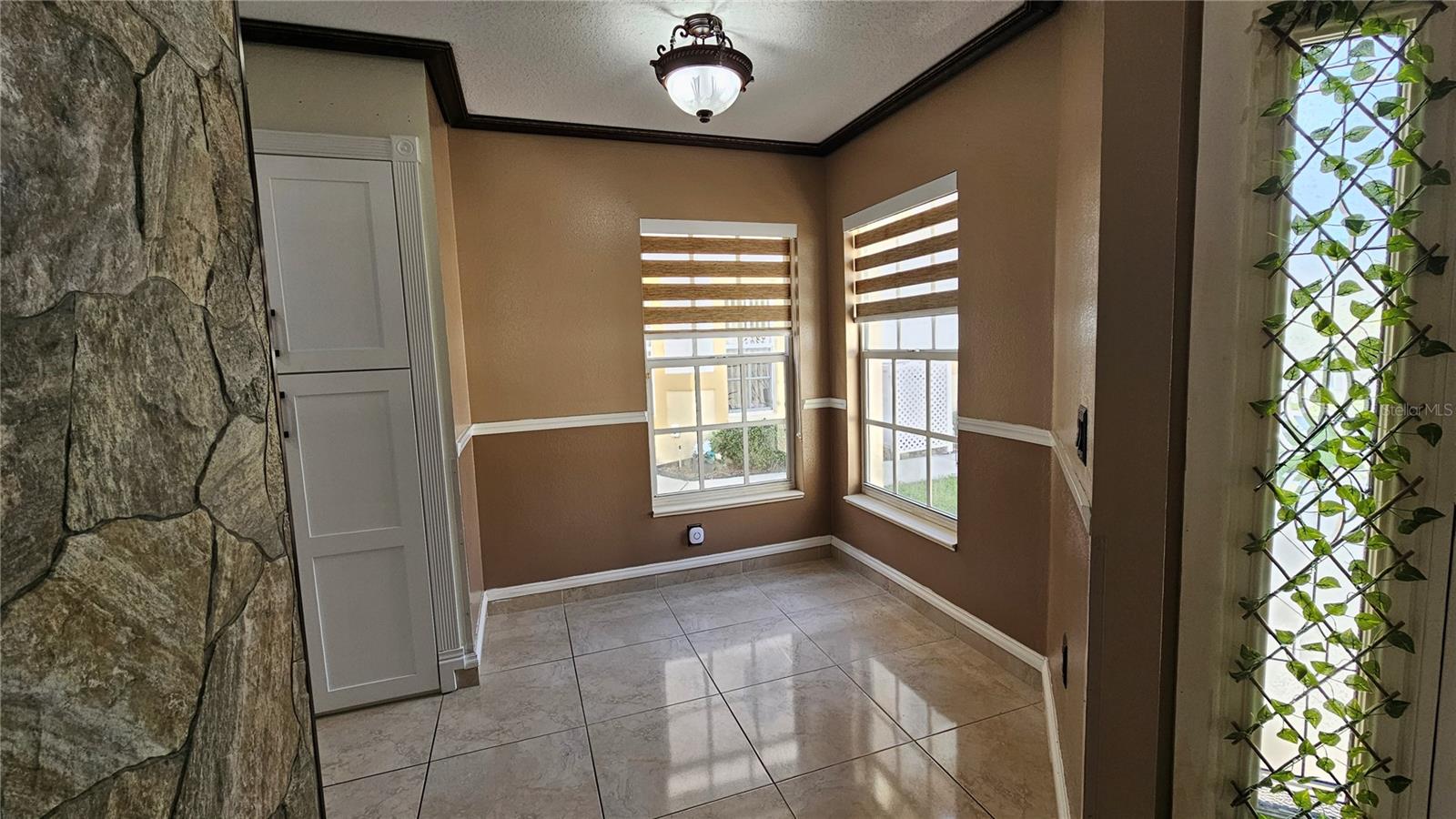 6053 GENTLE BEN CIR — photo 17