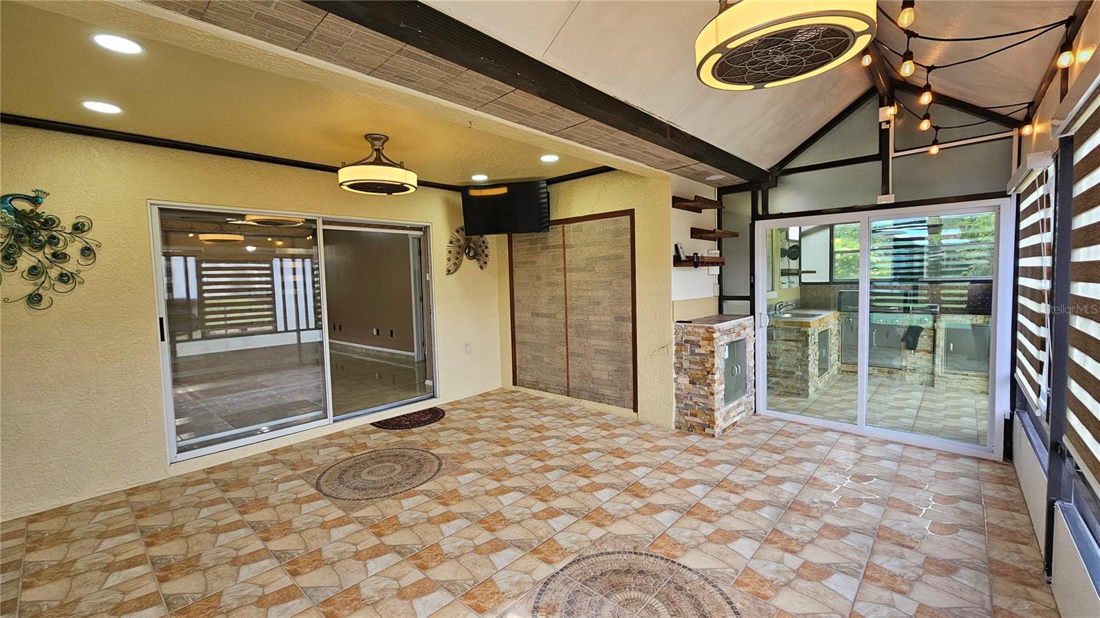 6053 GENTLE BEN CIR — photo 33