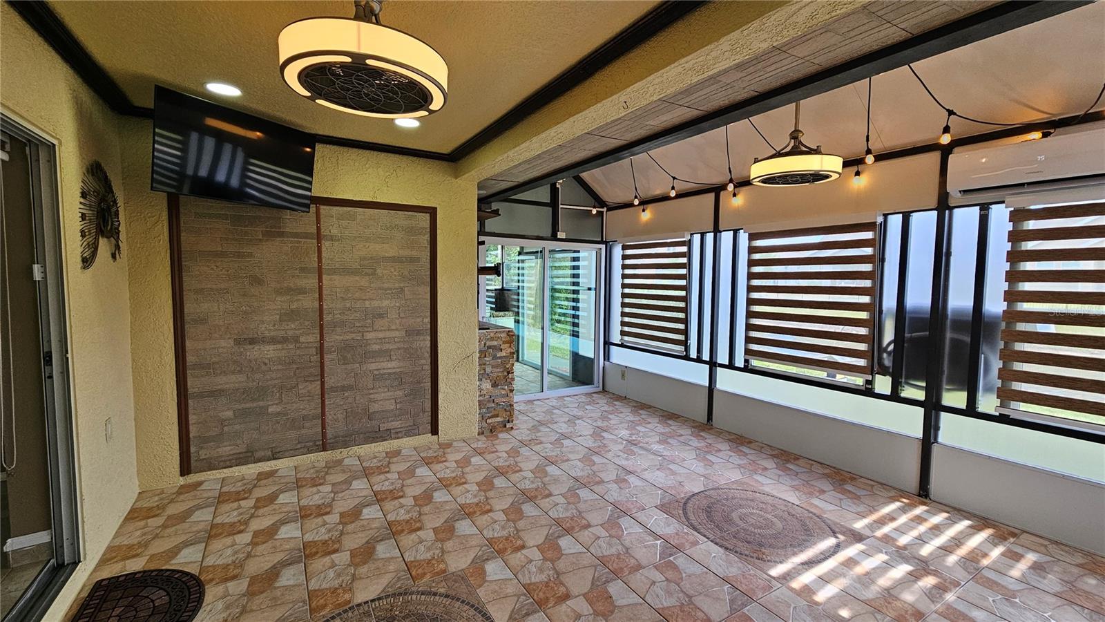 6053 GENTLE BEN CIR — photo 32