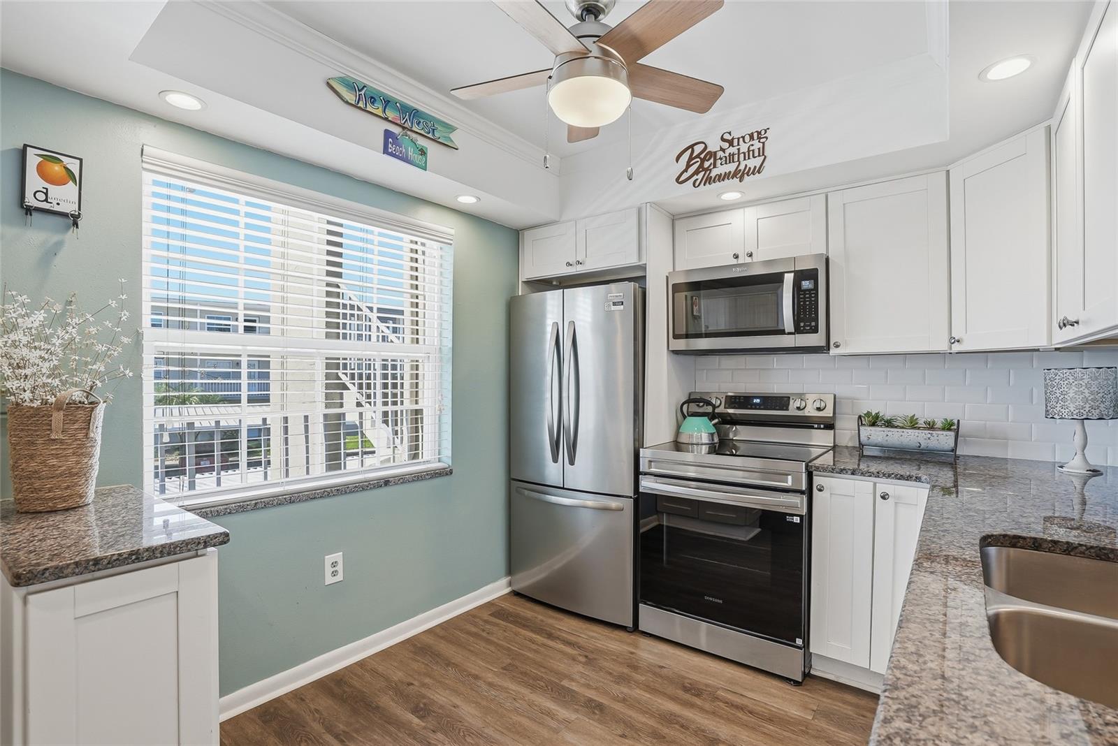 952 VIRGINIA ST #202 — photo 16