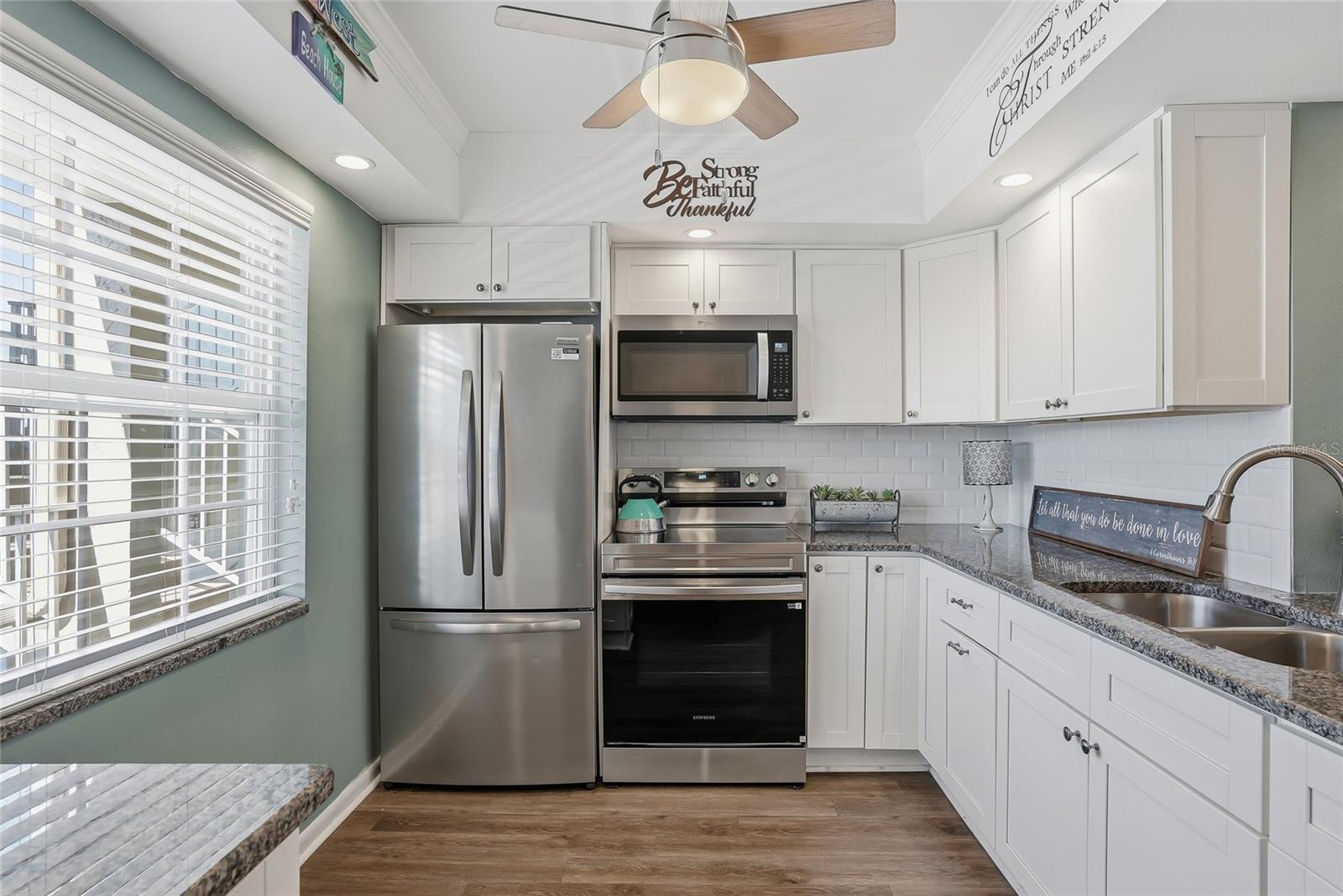 952 VIRGINIA ST #202 — photo 14
