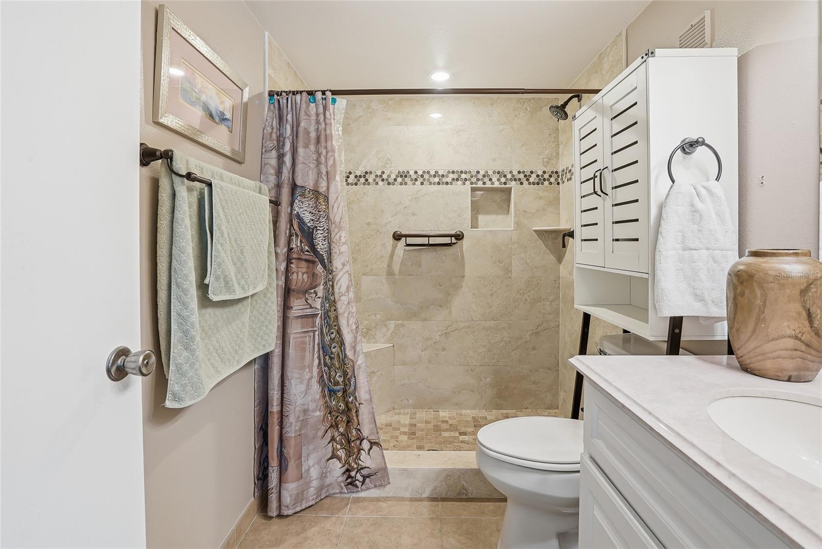952 VIRGINIA ST #202 — photo 34
