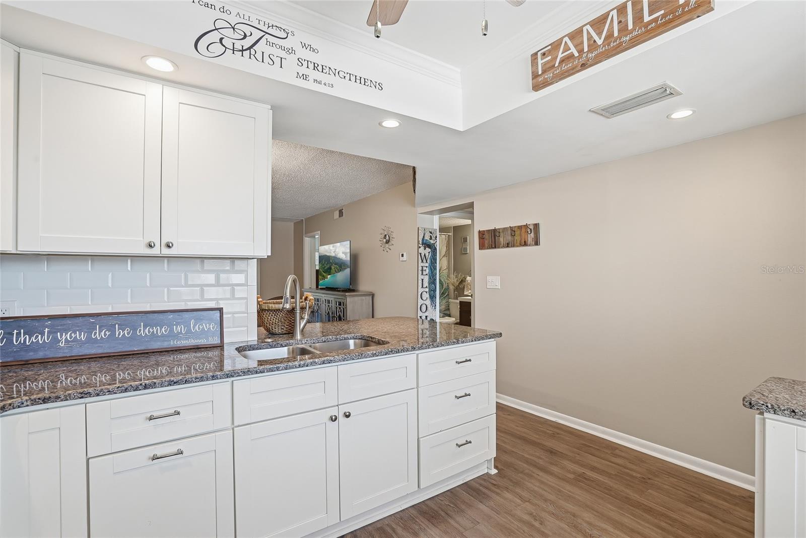 952 VIRGINIA ST #202 — photo 18
