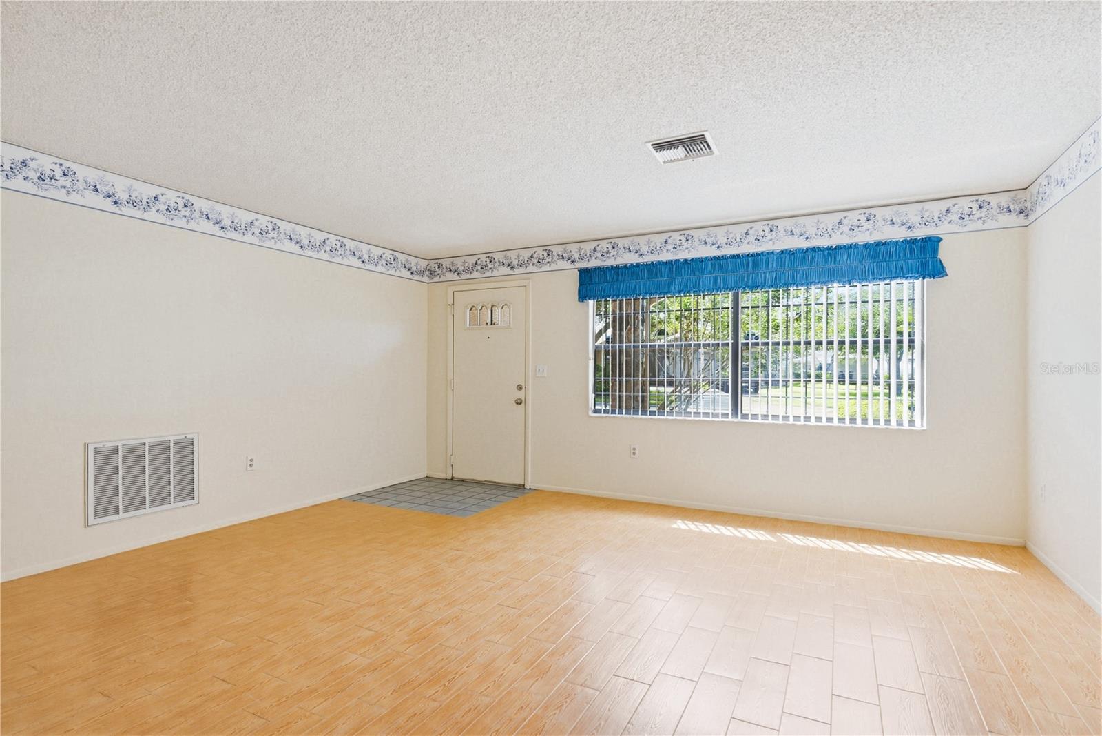 7832 MCPHERSON DR — photo 3