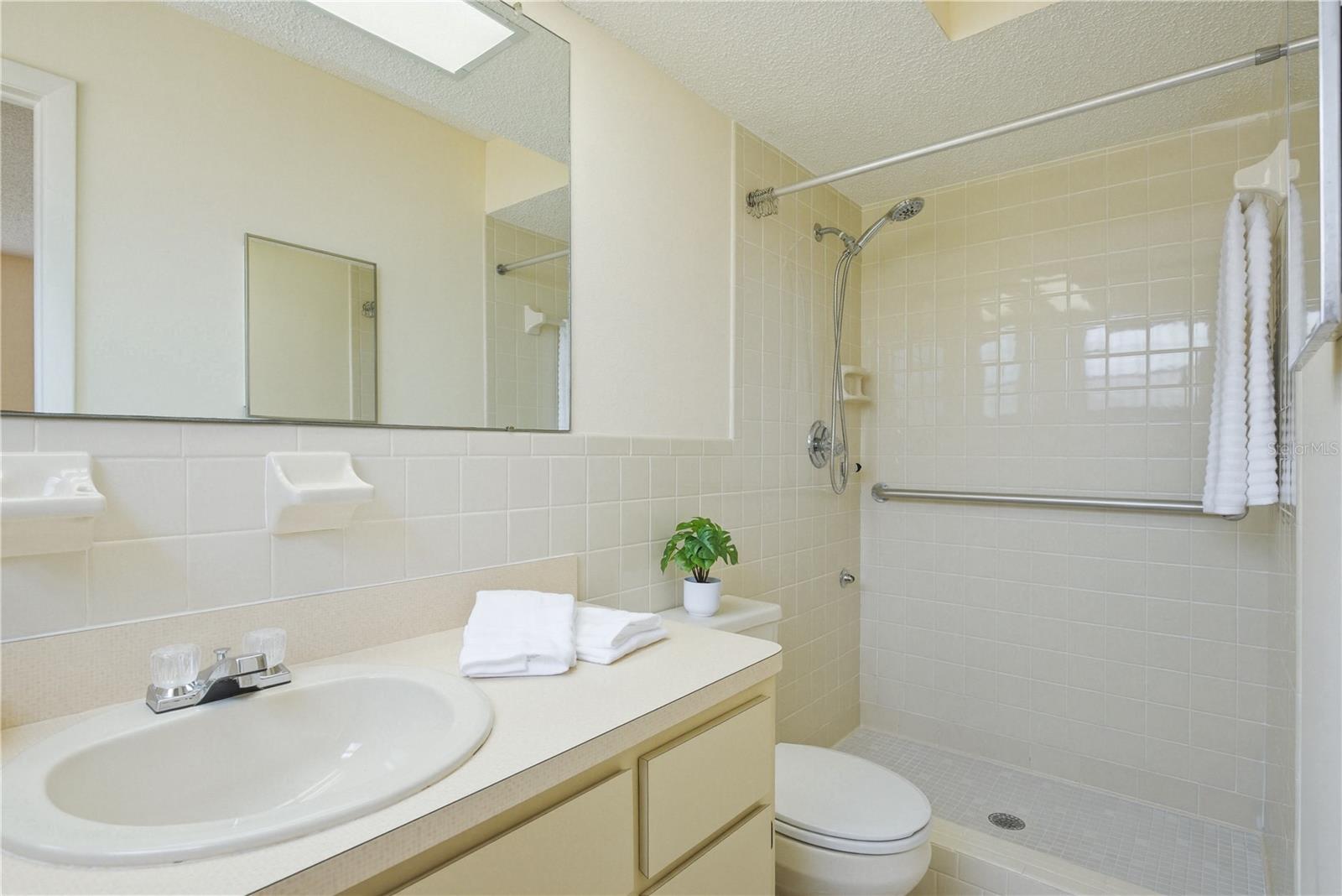 7832 MCPHERSON DR — photo 9