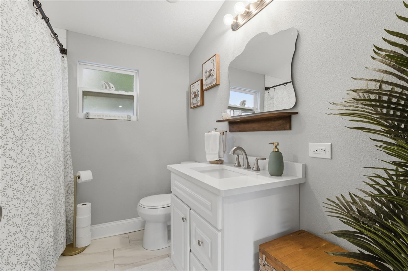 1613 E CHELSEA ST — photo 18