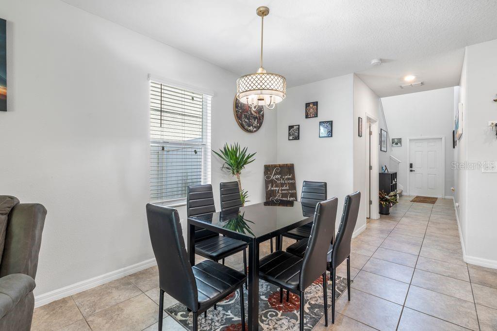 3703 GLOBE THISTLE DR — photo 9
