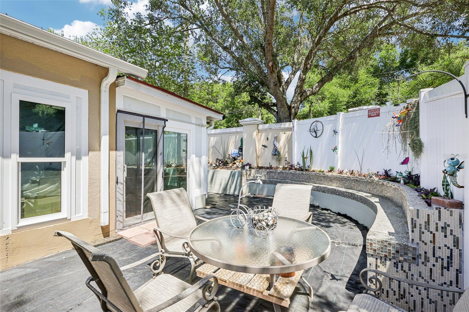 1901 HEARTLAND CIR — photo 46