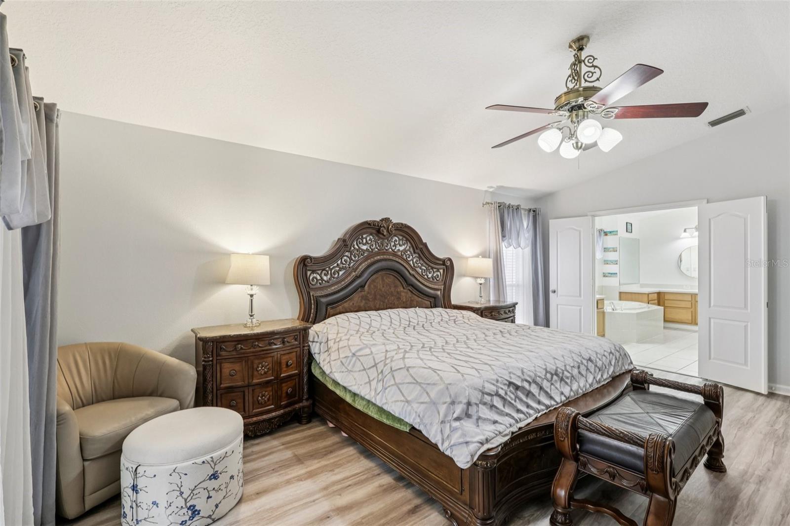 1901 HEARTLAND CIR — photo 19