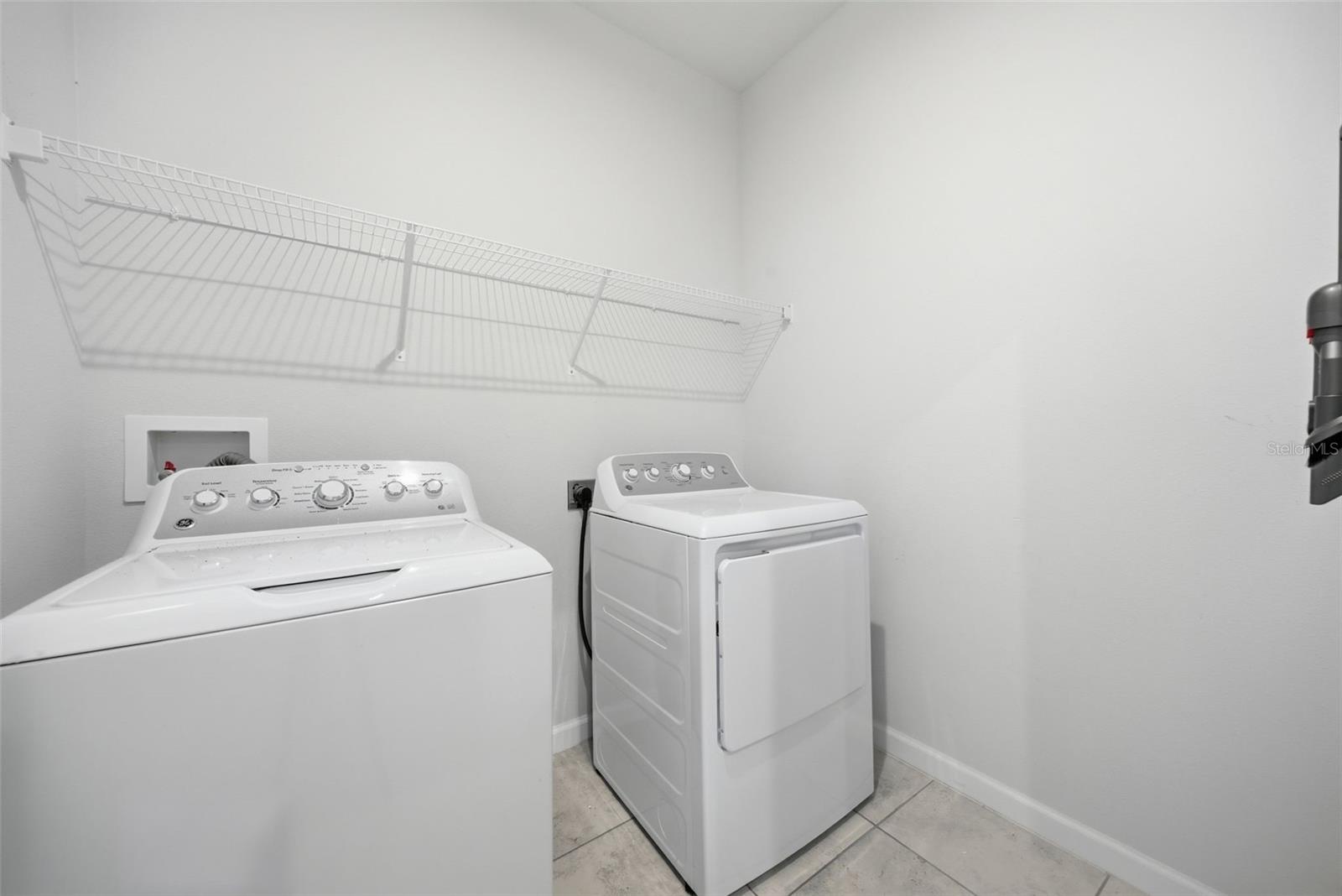 2130 LACEFLOWER DR — photo 22