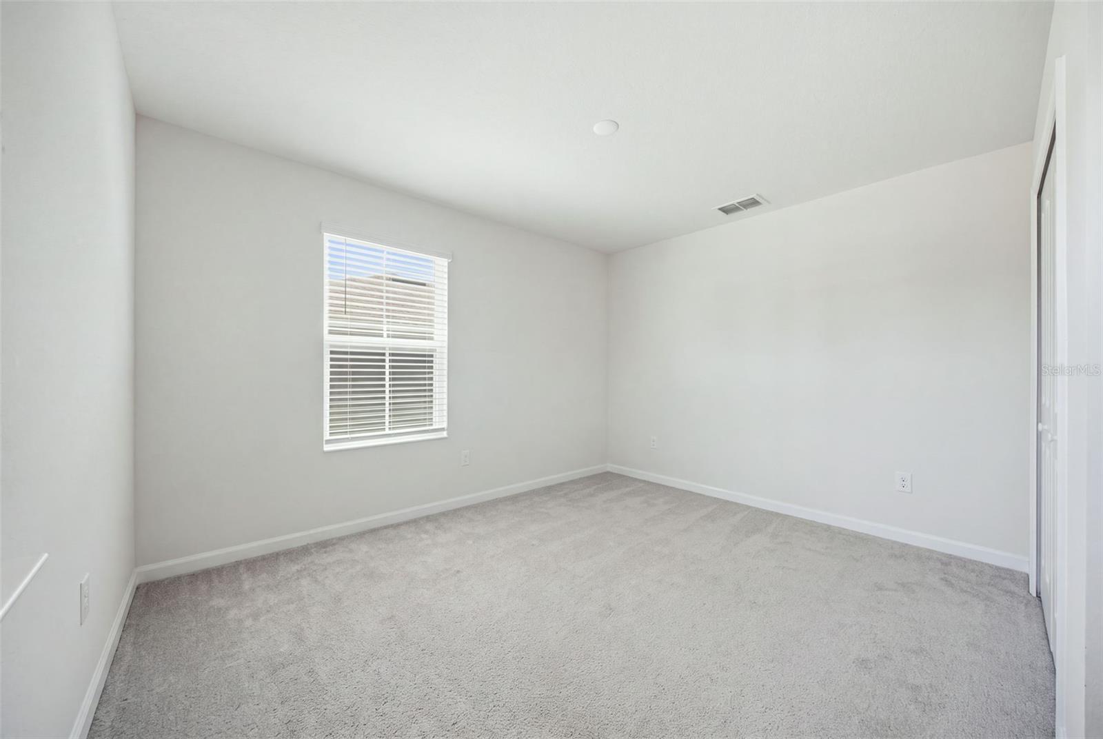 2130 LACEFLOWER DR — photo 18