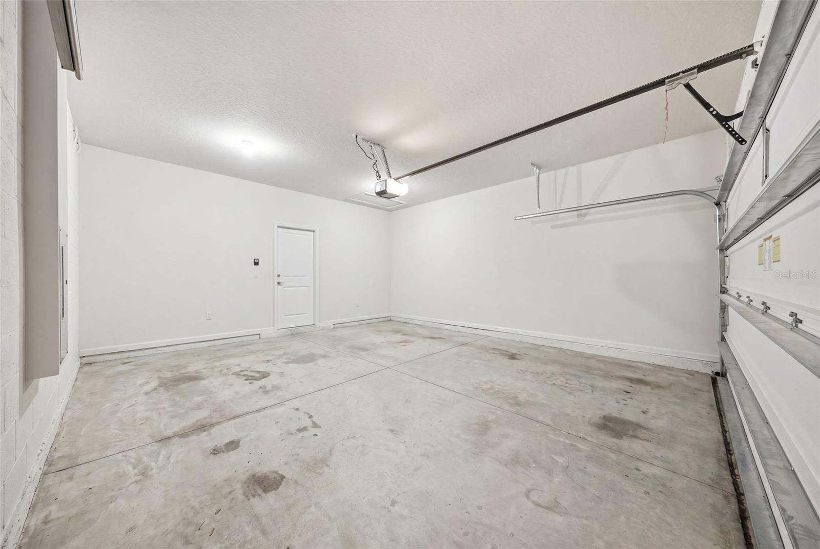 2130 LACEFLOWER DR — photo 23