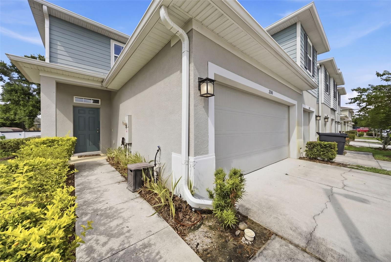 2130 LACEFLOWER DR — photo 2