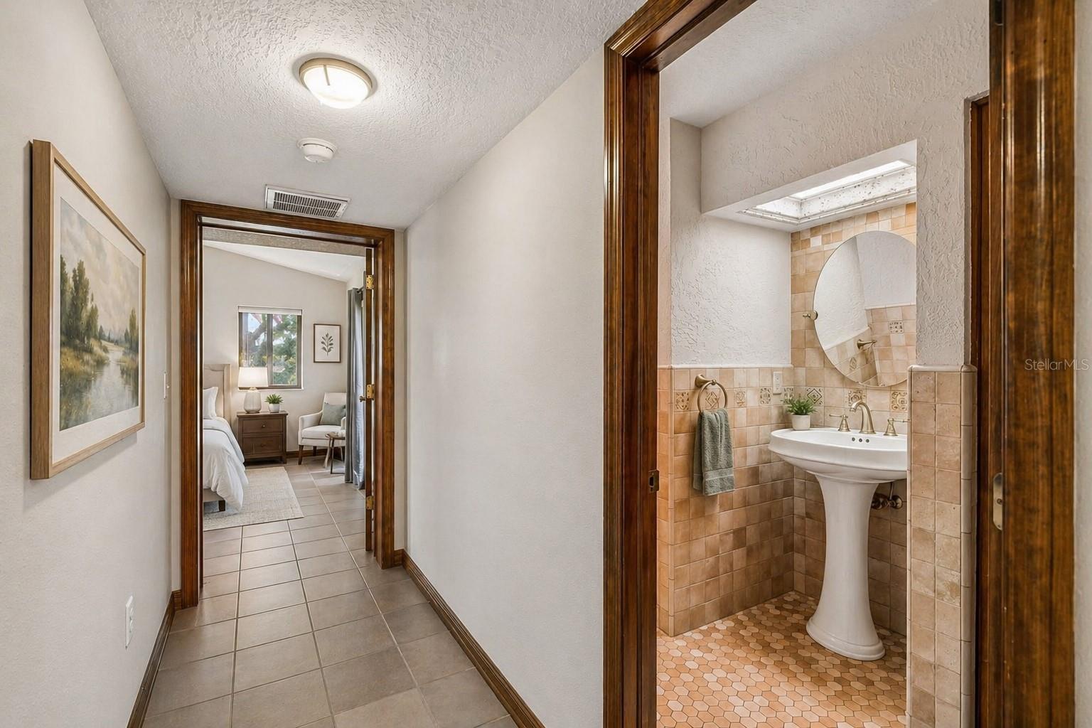 8723 ASHBURY DR — photo 21