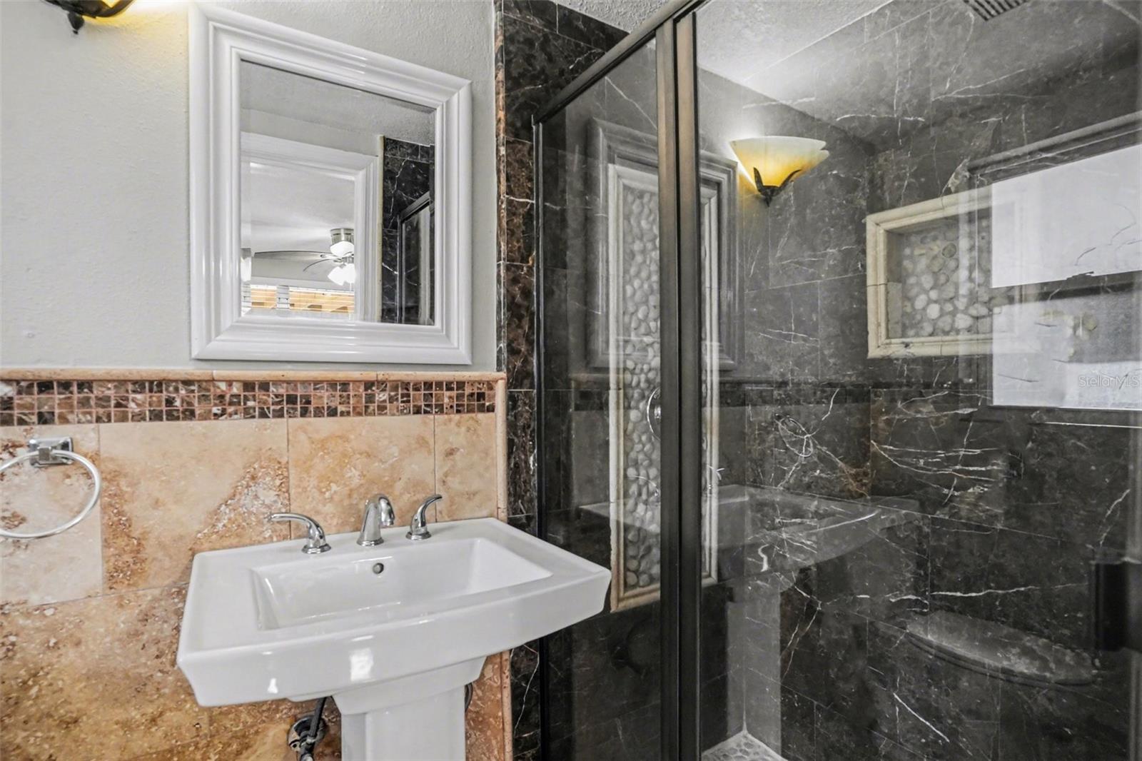 8006 MIMOSA DR — photo 16