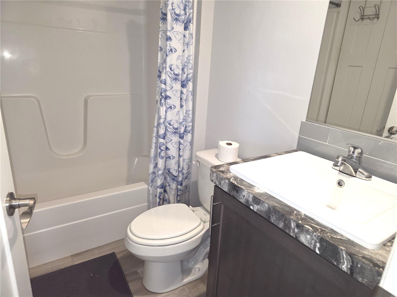 236 WOLVERINE AVE — photo 15